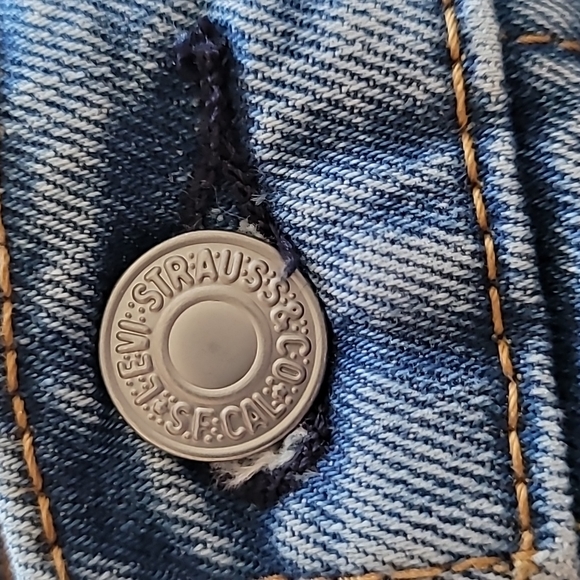 Levi 38x30 MomJeans - Picture 11 of 15